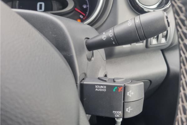2018 VAUXHALL VIVARO - Cloth, photo 19