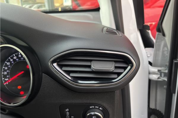 2022 Vauxhall Crossland 1.2 Turbo Ultimate SUV 5dr Petrol Manual Euro 6 (s/s) (110 ps) - Flry Blk Ergnmc, photo 38