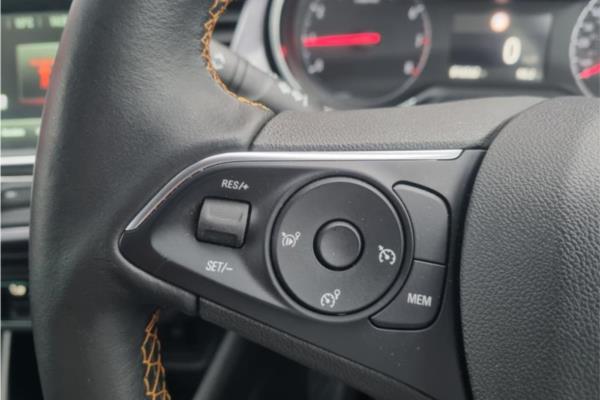 2020 Vauxhall Crossland 1.2T 110ps Bsns Edtn NAV S/S - Florey Black, photo 18