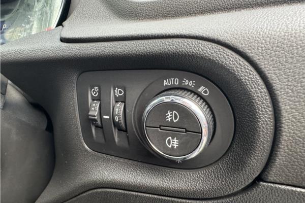 2021 Vauxhall Grandland X 1.2 Turbo SRi Nav SUV 5dr Petrol Auto Euro 6 (s/s) (130 ps) - Cloth, photo 21