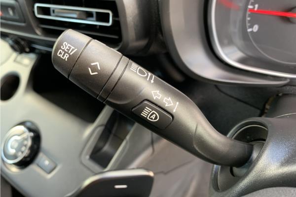 2020 Vauxhall Combo Life 1.2 Turbo Energy MPV 5dr Petrol Auto Euro 6 (s/s) (130 ps) - Cloth, photo 25