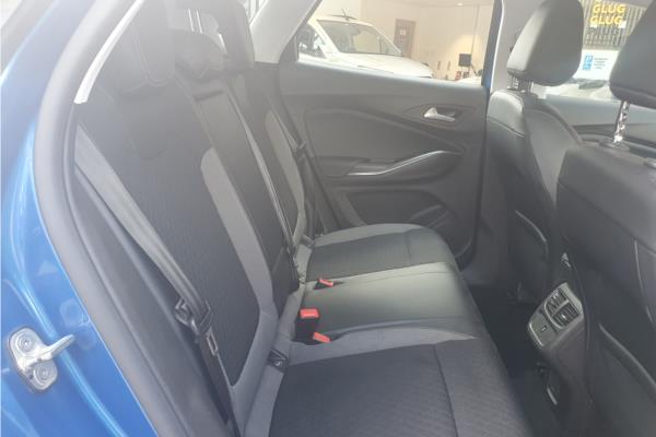 2019 Vauxhall Grandland X 1.2 Turbo GPF Sport Nav SUV 5dr Petrol Auto Euro 6 (s/s) (130 ps) - Cloth, photo 13