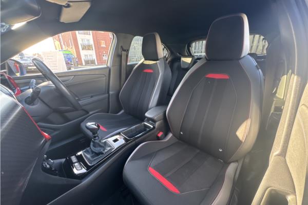 2021 Vauxhall Mokka 1.2 Turbo SRi Nav Premium SUV 5dr Petrol Manual Euro 6 (s/s) (100 ps) - Cloth, photo 43