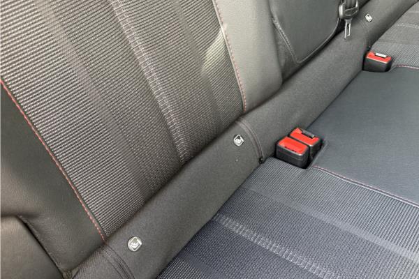 2021 Vauxhall Mokka-e 50kWh SRi Nav Premium SUV 5dr Electric Auto (136 ps) - Cloth, photo 33