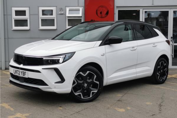 2022 Vauxhall Grandland 1.2 Turbo Ultimate SUV 5dr Petrol Manual Euro 6 (s/s) (130 ps) - Black Alcantara, photo 4