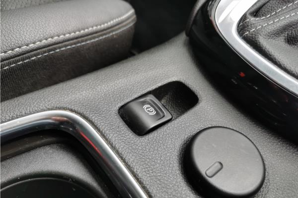2019 Vauxhall Astra 1.4i Turbo GPF Ultimate Hatchback 5dr Petrol Auto Euro 6 (s/s) (150 ps) - Leather, photo 31