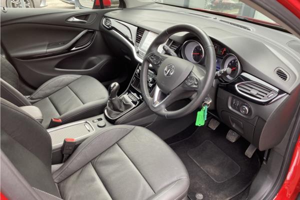 2018 Vauxhall Astra 1.4i Turbo Elite Nav Hatchback 5dr Petrol (150 ps) - Leather, photo 12