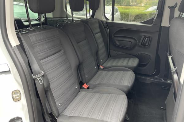 2021 Vauxhall Combo Life 1.2 Turbo Elite MPV 5dr Petrol Auto Euro 6 (s/s) (130 ps) - Leather, photo 13