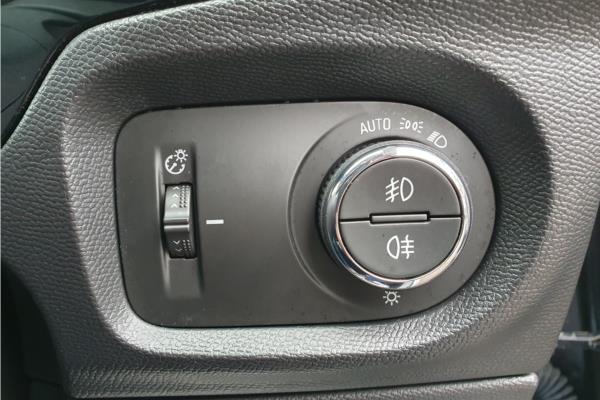 2020 Vauxhall Corsa 1.2 Turbo Ultimate Nav Hatchback 5dr Petrol Auto Euro 6 (s/s) (100 ps) - Cloth, photo 21