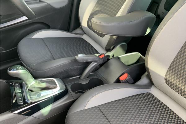 2019 Vauxhall Crossland X 1.2 Turbo Elite Nav SUV 5dr Petrol Auto Euro 6 (s/s) (130 ps) - Cloth, photo 31
