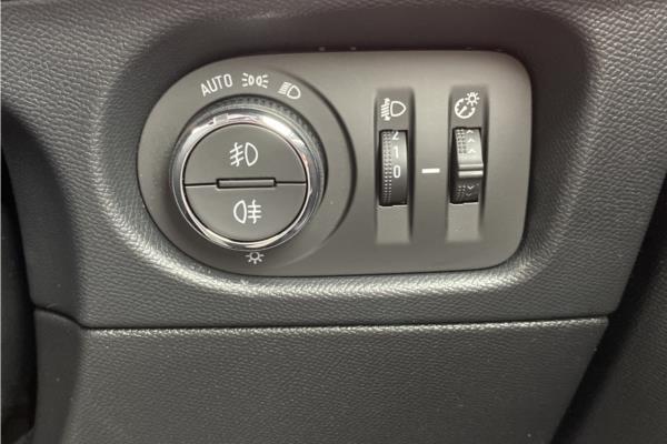 2022 Vauxhall Mokka 1.2 Turbo SRi Premium SUV 5dr Petrol Auto Euro 6 (s/s) (130 ps) - Cloth/Leather, photo 21