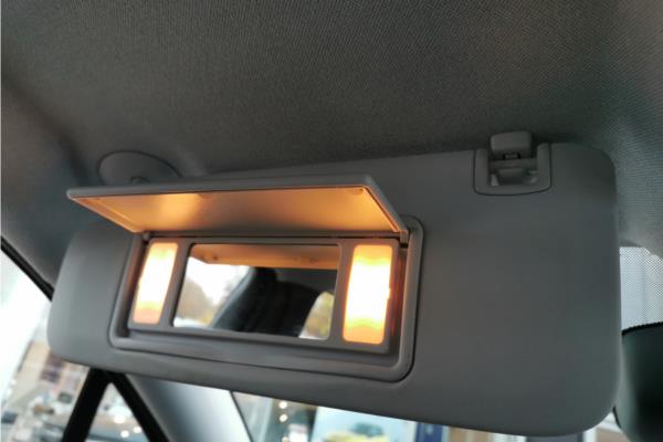 2021 Vauxhall Crossland 1.2 SE SUV 5dr Petrol Manual Euro 6 (s/s) (83 ps) - Cloth, photo 30
