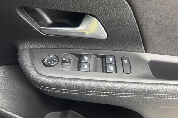 2021 Vauxhall Mokka 1.2 Turbo Ultimate Nav SUV 5dr Petrol Auto Euro 6 (s/s) (130 ps) - Leather, photo 22