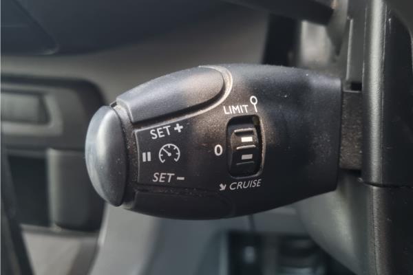 2019 Vauxhall Vivaro 2.0 Turbo D 3100 Sportive Crew Van 5dr Diesel Manual Euro 6 (s/s) (120 ps) - Cloth, photo 30