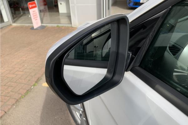2019 Vauxhall Grandland X 1.2 Turbo GPF SE SUV 5dr Petrol Manual Euro 6 (s/s) (130 ps) - Cloth, photo 41
