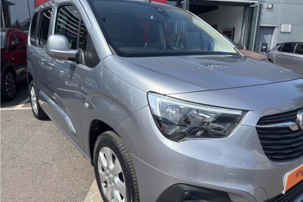2021 Vauxhall Combo Life 1.2 Turbo SE MPV 5dr Petrol Auto Euro 6 (s/s) (130 ps) - Cloth, photo 40