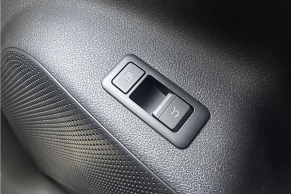 BYD Sealion* 5 1.5 Phev Dm-i Comfort AU - Black Vegan Ltr, photo 44