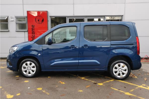 2021 Vauxhall Combo Life 1.2 Turbo SE MPV 5dr Petrol Auto Euro 6 (s/s) (7 Seat) (130 ps) - Cloth, photo 5