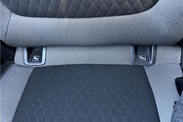 2018 Vauxhall Grandland X 1.2 Turbo GPF Sport Nav SUV 5dr Petrol Auto Euro 6 (s/s) (130 ps) - Cloth, photo 35