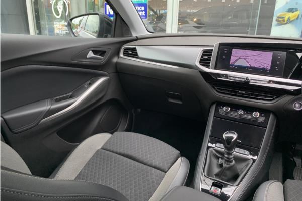 2022 Vauxhall Grandland 1.2 Turbo Elite SUV 5dr Petrol Manual Euro 6 (s/s) (130 ps) - Leather, photo 40