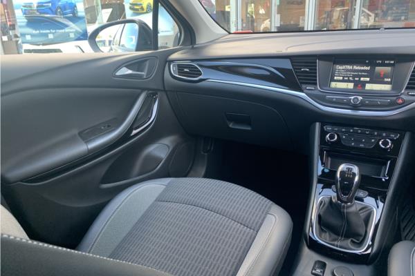 2021 Vauxhall Astra 1.2 Turbo Griffin Edition Hatchback 5dr Petrol Manual Euro 6 (s/s) (145 ps) - Cloth Sienna/Jet Blk, photo 42