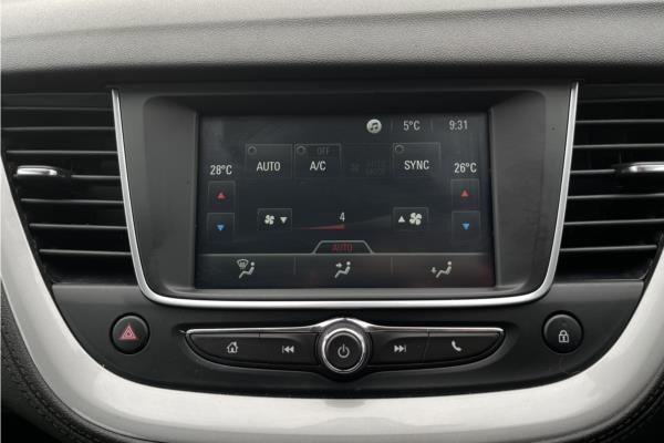 2018 VAUXHALL GRANDLAND - Berson Black, photo 24