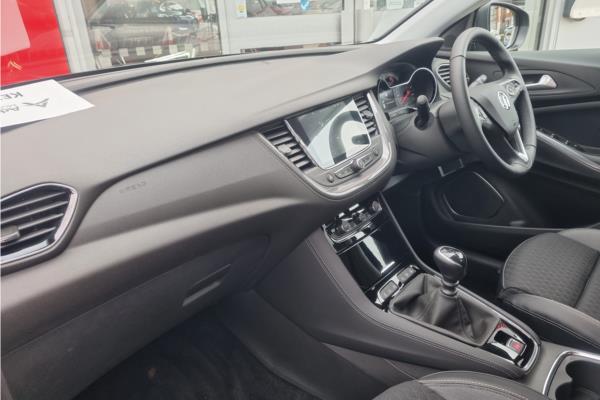 2018 Vauxhall Grandland X 1.2 Turbo Sport Nav Euro 6 (s/s) 5dr - Berson Black, photo 14
