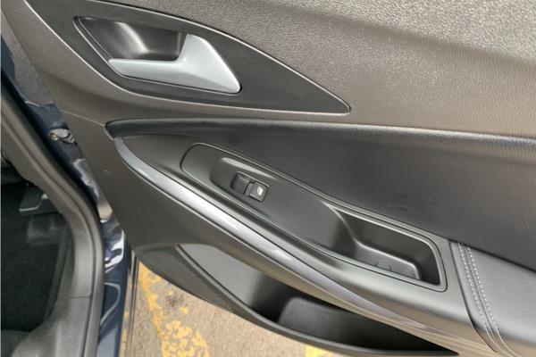 2020 Vauxhall Grandland X 1.2 Turbo Sport Nav SUV 5dr Petrol Manual Euro 6 (s/s) (130 ps) - Cloth, photo 42