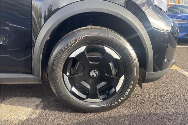Vauxhall Frontera 1.2 Hybrid 110ps Design E-dct6 - Grey Cloth Seat, photo 19