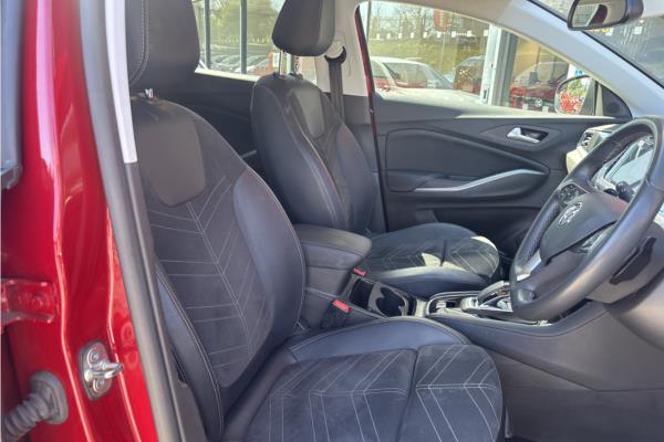 2022 Vauxhall Grandland 1.2 Turbo Ultimate SUV 5dr Petrol Auto Euro 6 (s/s) (130 ps) - Black Alcantara, photo 34