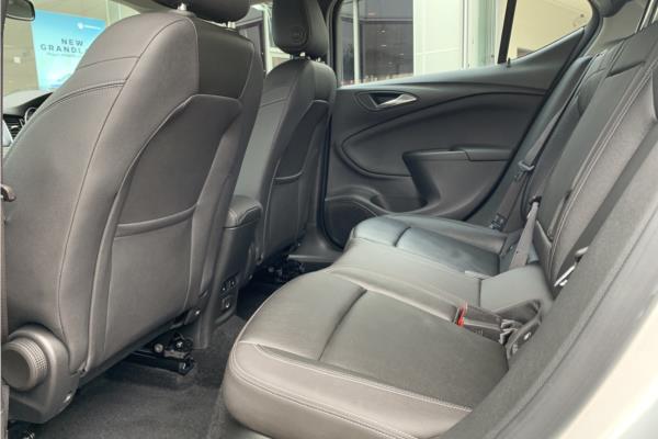 2018 Vauxhall Astra 1.4i Turbo Elite Nav Hatchback 5dr Petrol Auto Euro 6 (s/s) (150 ps) - Leather, photo 45