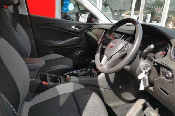 2021 Vauxhall Grandland X 1.2 Turbo SRi Nav SUV 5dr Petrol Auto Euro 6 (s/s) (130 ps) - Cloth, photo 12