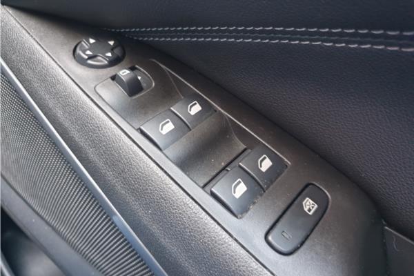 2022 Vauxhall Crossland - Cloth, photo 22