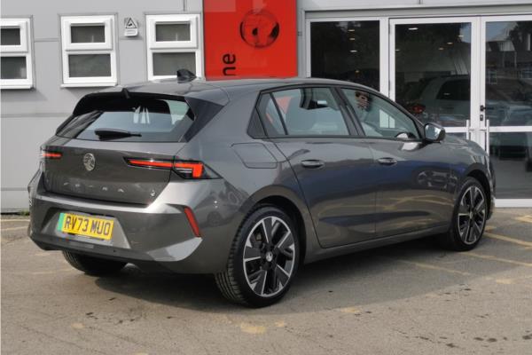 2024 Vauxhall Astra Electric 54kWh Design Hatchback 5dr Electric Auto (156 ps) - Jet Blck Modene, photo 8