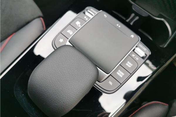 Non Franchise 2020 Mercedes-Benz A Class 1.3 A250e 15.6kWh AMG Line (Premium 2) Hatchback 5dr Petrol Plug-in Hybrid 8G-DCT Euro 6 (s/s) (218 ps) - Mixed Leather - Fabric/Cloth, photo 31