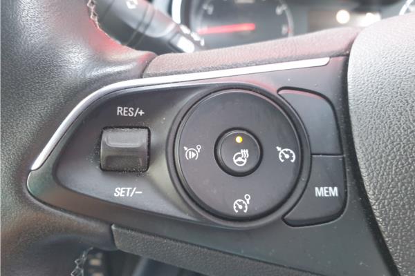 2021 Vauxhall Crossland 1.2 Turbo Elite Nav SUV 5dr Petrol Auto Euro 6 (s/s) (130 ps) - Cloth, photo 18