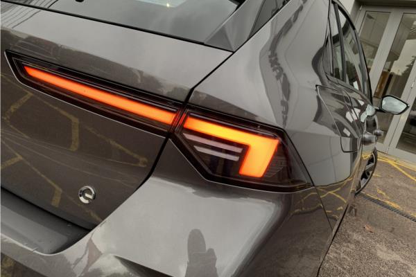2024 Vauxhall Astra Electric 54kWh Design Hatchback 5dr Electric Auto (156 ps) - Jet Blck Modene, photo 37