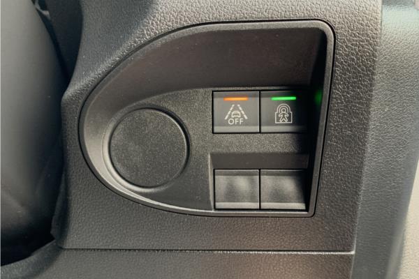 2021 Vauxhall Combo Life 1.2 Turbo SE MPV 5dr Petrol Auto Euro 6 (s/s) (7 Seat) (130 ps) - Cloth, photo 32