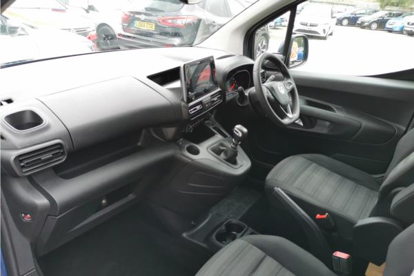 2019 Vauxhall Combo Life 1.2 Turbo GPF Energy MPV 5dr Petrol Manual Euro 6 (s/s) (7 Seat) (110 ps) - Cloth, photo 15