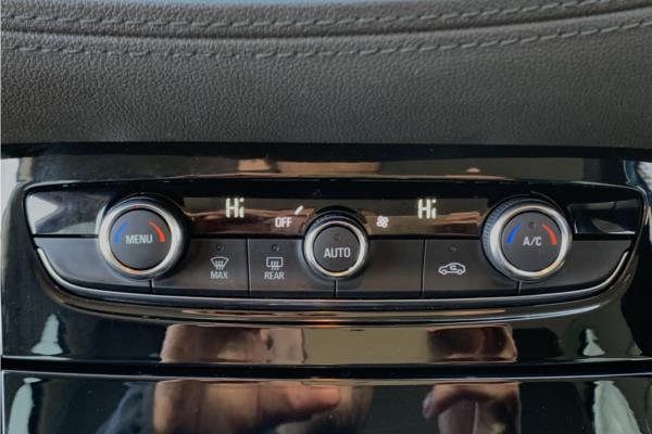 2019 Vauxhall Grandland X 1.2 Turbo SRi Nav SUV 5dr Petrol Auto Euro 6 (s/s) (130 ps) - TRIM CLOTH/VINYL LV3.2 JET BLK, photo 16