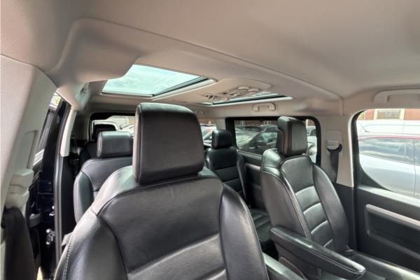 2021 Vauxhall Vivaro Life Electric 50kWh Elite MPV 5dr Electric Auto LWB (8 Seat, 7.4kW Charger) (136 ps) - Cloth, photo 34