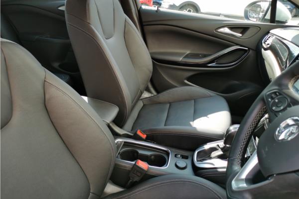 2019 Vauxhall Astra 1.4i Turbo GPF Elite Nav Hatchback 5dr Petrol Auto Euro 6 (s/s) (150 ps) - Leather, photo 34