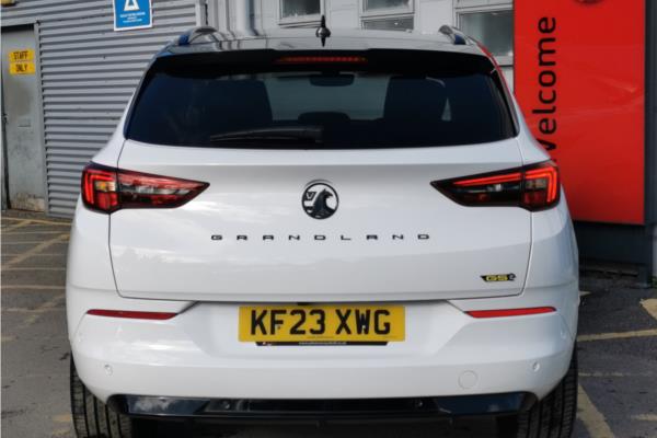 2023 Vauxhall Grandland 1.6 14.2kWh GSe SUV 5dr Petrol Plug-in Hybrid Auto AWD Euro 6 (s/s) (300 ps) - Black Alcantara, photo 7