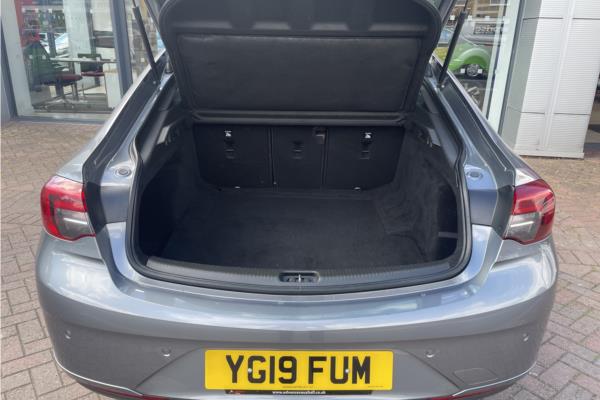 2019 Vauxhall Insignia 1.5i Turbo GPF SRi VX Line Nav Grand Sport 5dr Petrol Automatic Euro 6 (s/s) (165 ps) - Cloth, photo 14