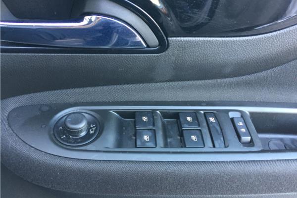 2018 VAUXHALL MOKKA - Cloth, photo 23
