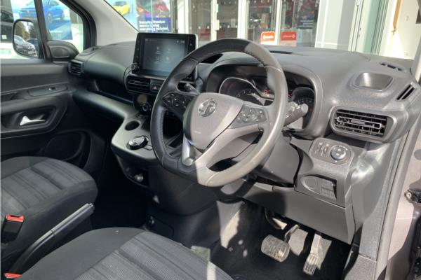 2020 Vauxhall Combo Life 1.2 Turbo Energy MPV 5dr Petrol Auto Euro 6 (s/s) (130 ps) - Cloth, photo 11