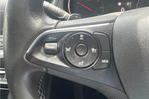 2020 Vauxhall Grandland X 1.6 13.2kWh Ultimate Nav SUV 5dr Petrol Plug-in Hybrid Auto 4WD Euro 6 (s/s) Hybrid4 (300 ps) - Leather, photo 18