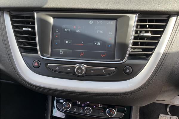 2019 Vauxhall Grandland X 1.2 Turbo GPF SE SUV 5dr Petrol Manual Euro 6 (s/s) (130 ps) - Cloth, photo 17