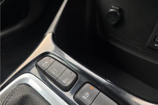 2022 Vauxhall Crossland 1.2 Turbo Ultimate SUV 5dr Petrol Manual Euro 6 (s/s) (110 ps) - Flry Blk Ergnmc, photo 32