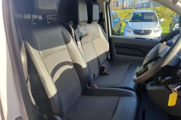 2020 Vauxhall Vivaro 1.5 Turbo D 2900 Sportive Panel Van 5dr Diesel Manual L2 H1 Euro 6 (s/s) (100 ps) - Cloth, photo 33